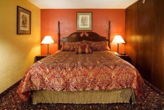 Best Western Luxbury Inn Fort Wayne