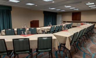 Hampton Inn & Suites Agoura Hills