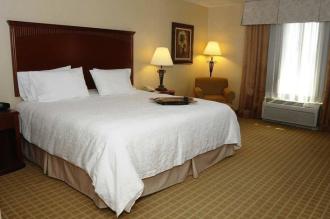 Baymont Inn & Suites Redding