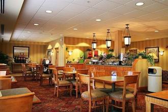 Hampton Inn Massillon