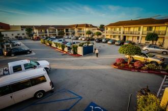 Howard Johnson Marina At Monterey Bay