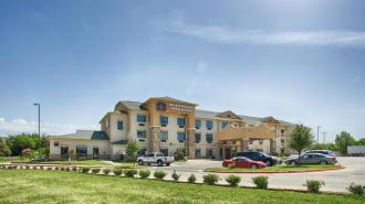 Best Western Plus Burleson Inn & Suites