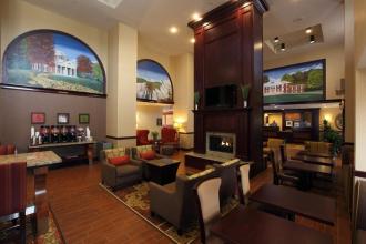 Hampton Inn & Suites Charlottesville-At The