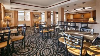 Best Western Plus Louisville Inn & Suites