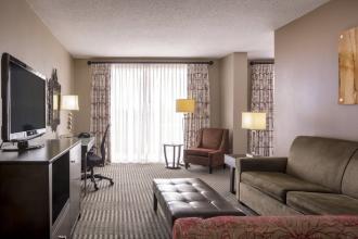 DoubleTree by Hilton Brownstone-University  ( ENCERRADO )