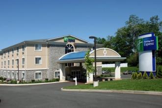 Holiday Inn Express Newington