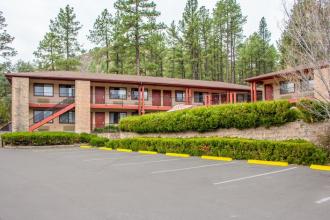 Comfort Inn at Ponderosa Pines