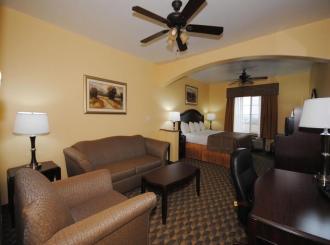 Best Western Plus Manvel Inn & Suites