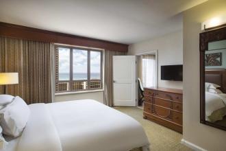 Grand Waikikian Suites by Hilton Grand Vacations