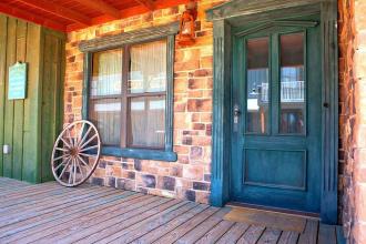 Tombstsone Monument Guest Ranch