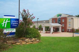 Holiday Inn Express & Suites L