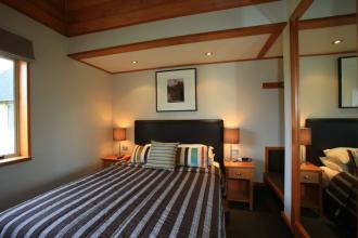 Distinction Te Anau Hotel & Villas