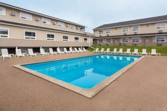 Howard Johnson Plaza Hotel Fredericton