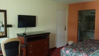 Days Inn Greensboro East