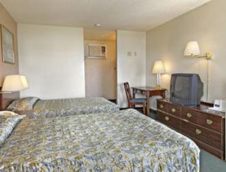 Howard Johnson Express Inn - Redding