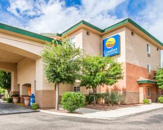 Comfort Inn & Suites