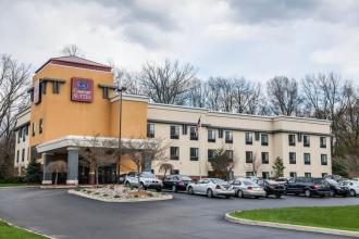 Comfort Suites