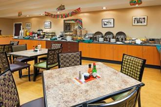 Holiday Inn Hotel & Suites Rochester - Marketplace