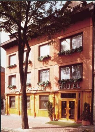 Gloria Budapest City Center