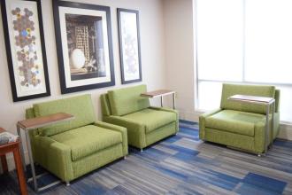 Holiday Inn Express & Suites P