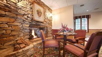 Best Western Genetti Inn & Suites