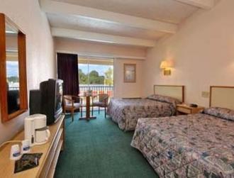 Howard Johnson Express Inn - Tampa North/Busch Gardens