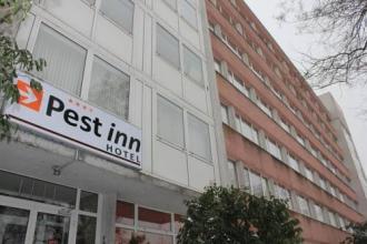 Pest Inn