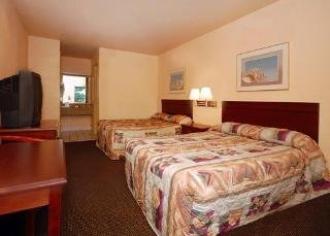 Econo Lodge Inn & Suites