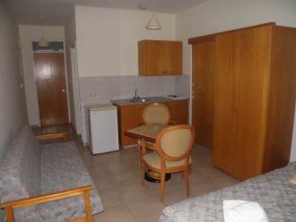 Valana Hotel Apartments