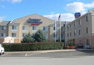 Fairfield Inn & Suites Lexington Georgetown/College Inn