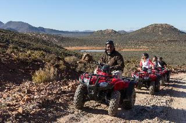 Desportos y Entretenimento