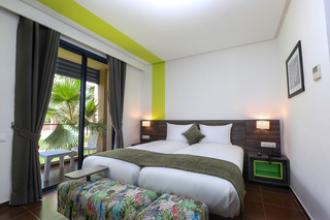 Wazo Hotel e Aparthotel 