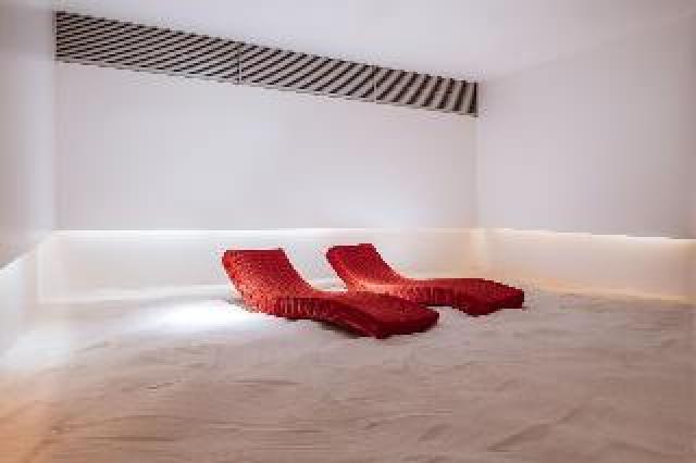 Desportos y Entretenimento