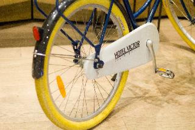 Desportos y Entretenimento