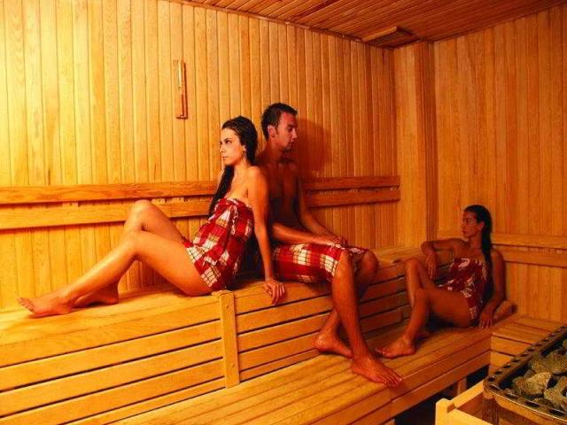 Desportos y Entretenimento