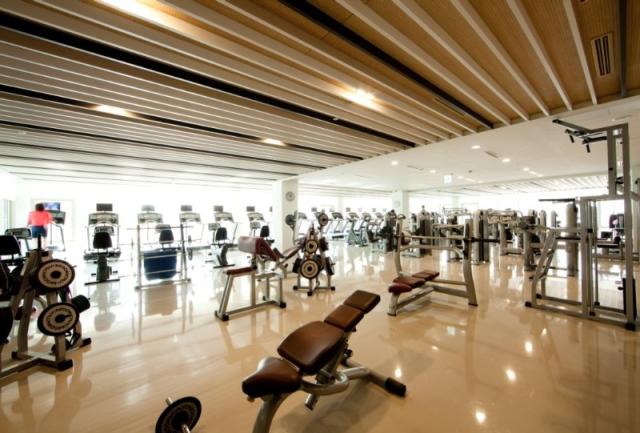 Desportos y Entretenimento