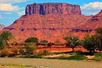 Red Cliffs Lodge