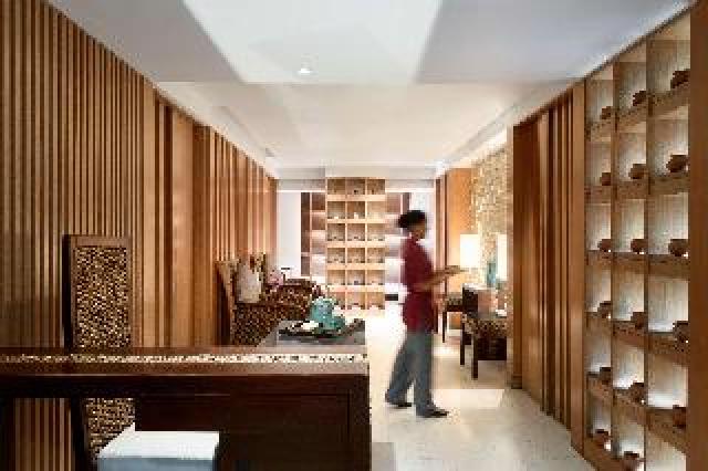 Desportos y Entretenimento