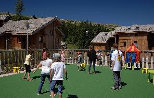 Desportos y Entretenimento