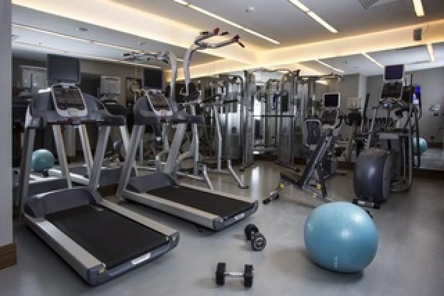 Desportos y Entretenimento