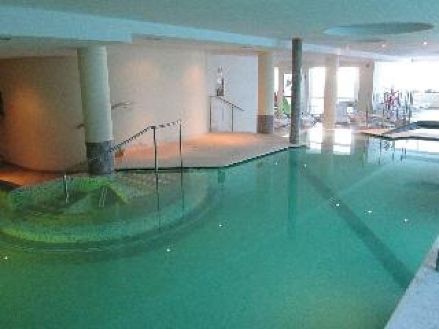 Desportos y Entretenimento