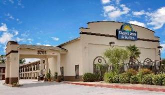 Opelousas Days Inn & Suites