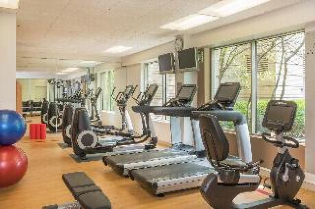 Desportos y Entretenimento