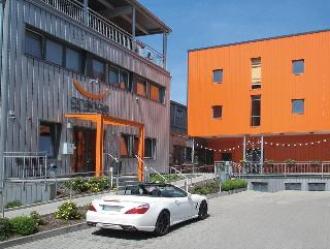 Orange Hotel und Apartments