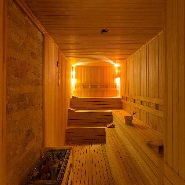 Desportos y Entretenimento