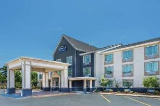 Baymont Inn & Suites North Little Rock