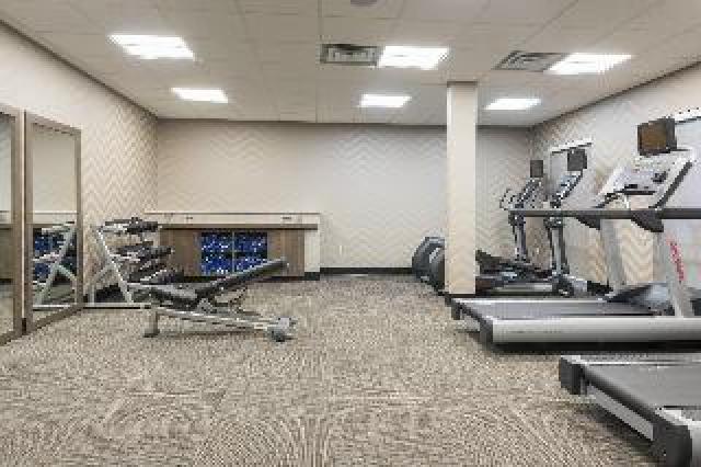 Desportos y Entretenimento