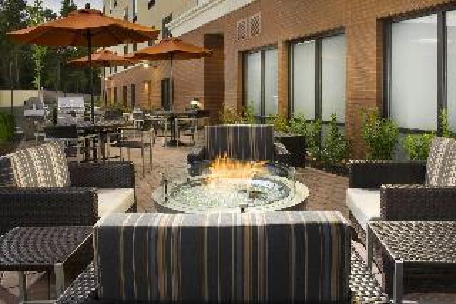 Desportos y Entretenimento