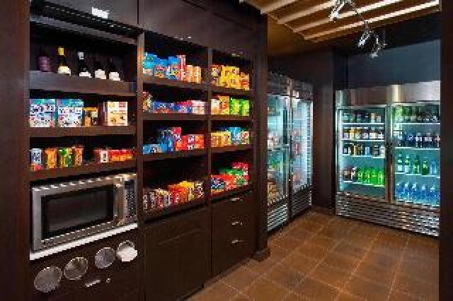 Desportos y Entretenimento