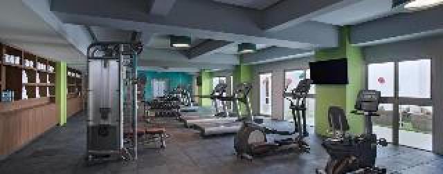 Desportos y Entretenimento